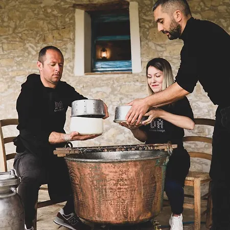 Domu Antiga Bed & Breakfast Gergei