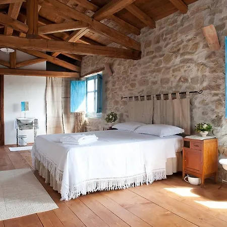 Bed & Breakfast Domu Antiga 3*